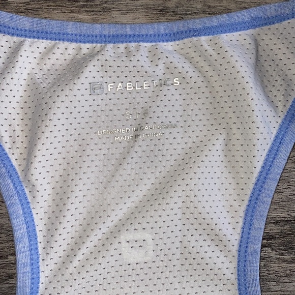 Fabletics Racer Back - Picture 4 of 4